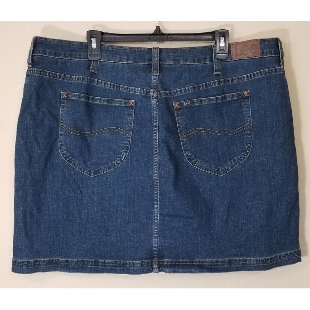 Lee Skort Mid Rise Stormy Lines Blue Denim Jean Women Size 22 M NEW - Picture 2 of 5